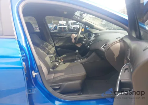 2017 Chevrolet Cruze Lt Manual z USA, uszkodzony, nr VIN 1G1BD5SMXH7204973